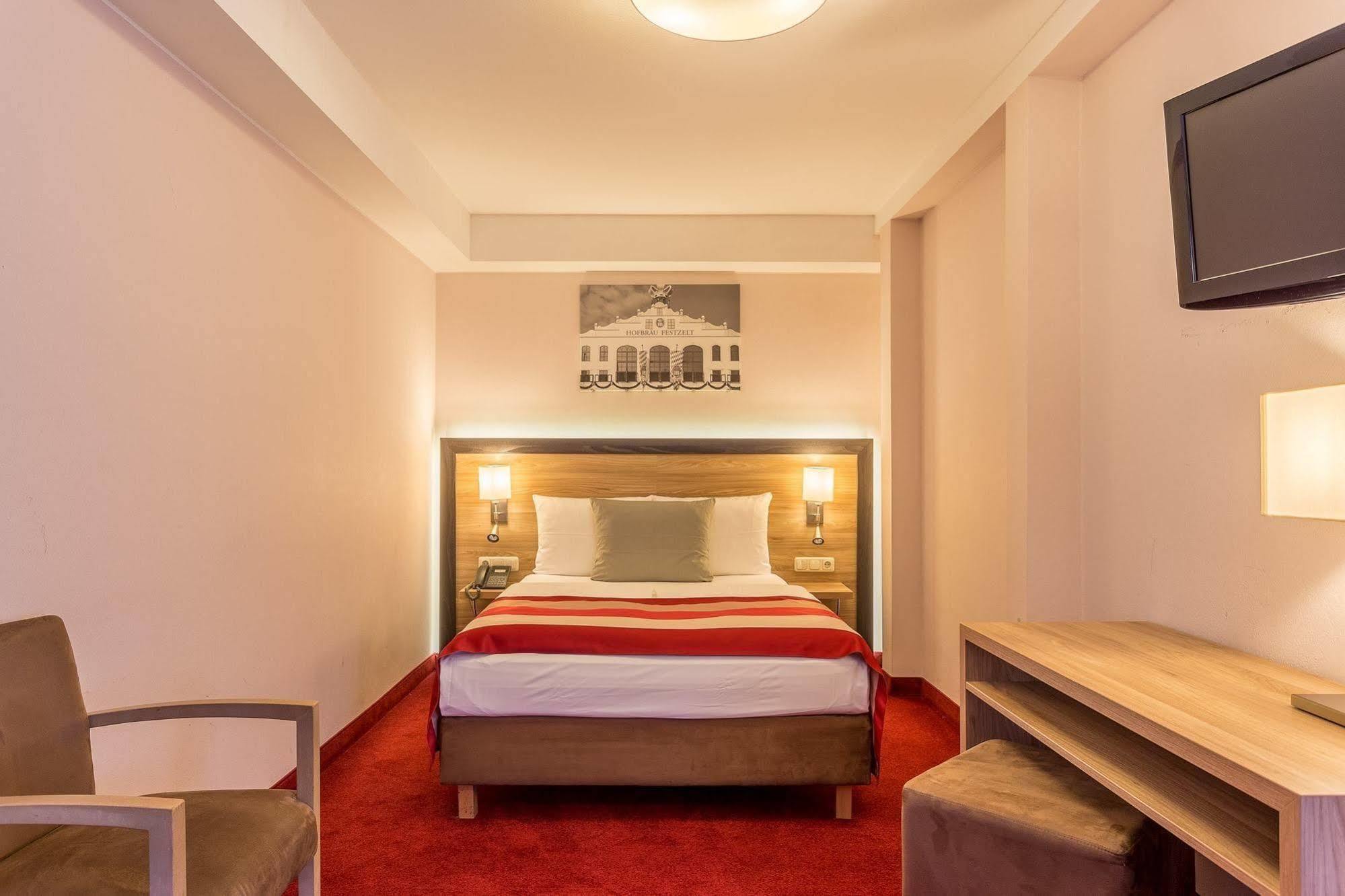Hotel Wetterstein Мюнхен Экстерьер фото